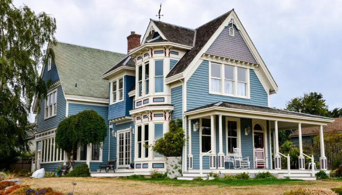 25 Ide Desain Rumah Gaya Victorian yang Megah